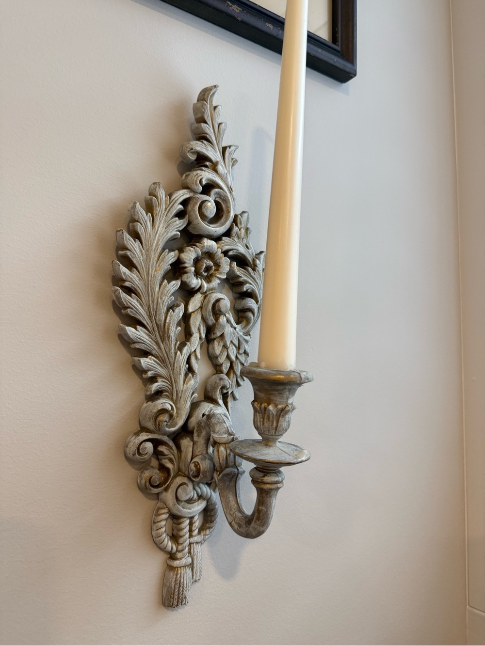 Vintage Ornate Acanthus Wall Sconce Candle Holder Resin Rococo Baroque Style - Picture 5 of 6